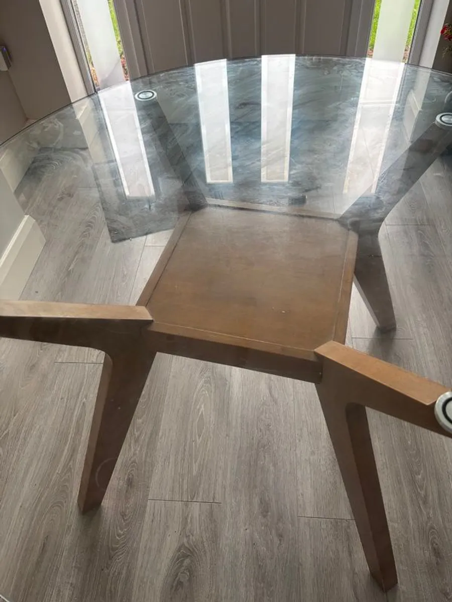 Kitchen Table - Image 2