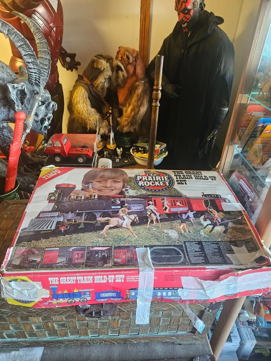 Vintage Timpo Praire Rocket Train Set - Image 1