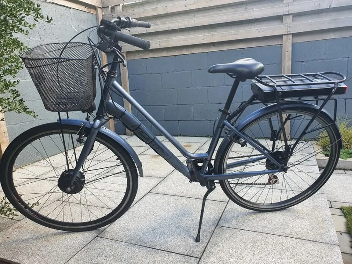 Bike - Stepthrough - Image 4