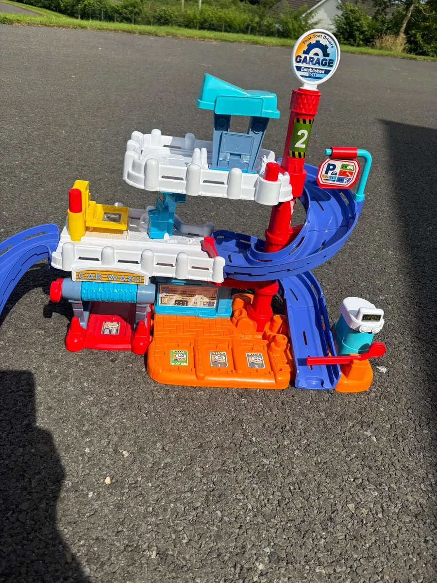 Toys - Image 2