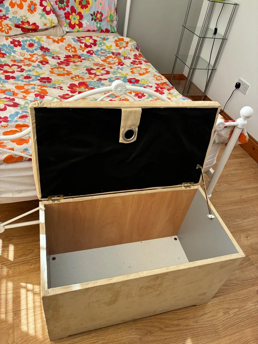 Blanket box - Image 3