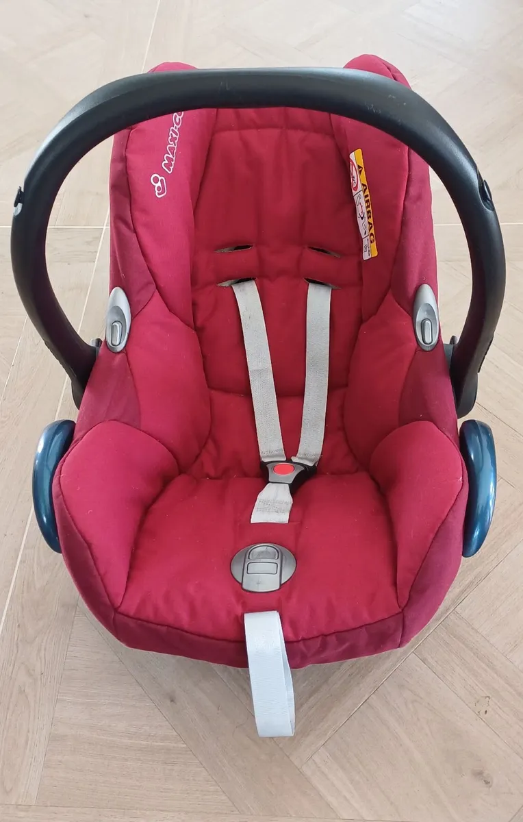 Baby travel equipment - Image 3