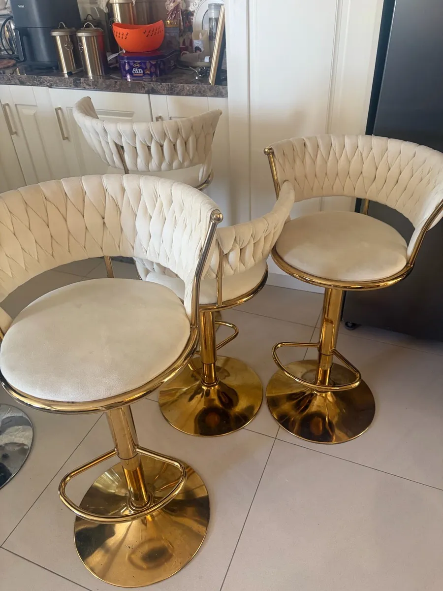 Bar stools - Image 1