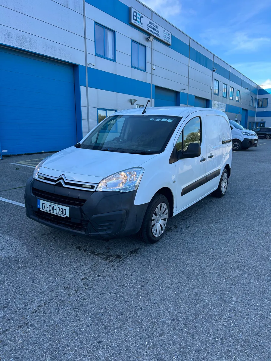 Citroen Berlingo 2017 - Image 2