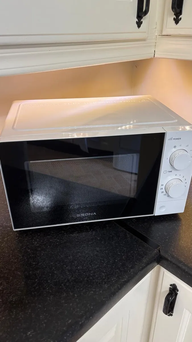 Sona Microwave - Image 1