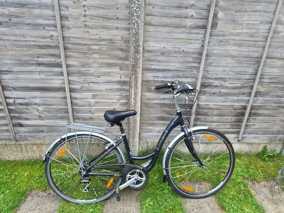 Ladies Trek T30 Navigator City Bike