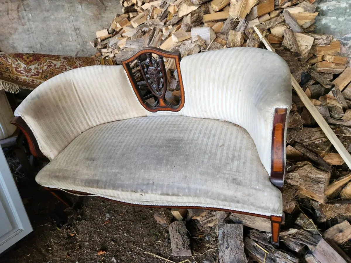 Chaise Lounge