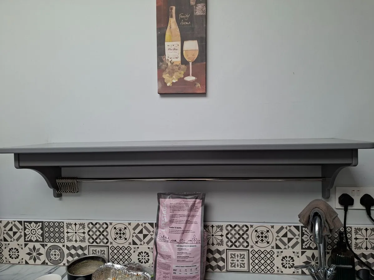 Kitchen shelves - Image 2