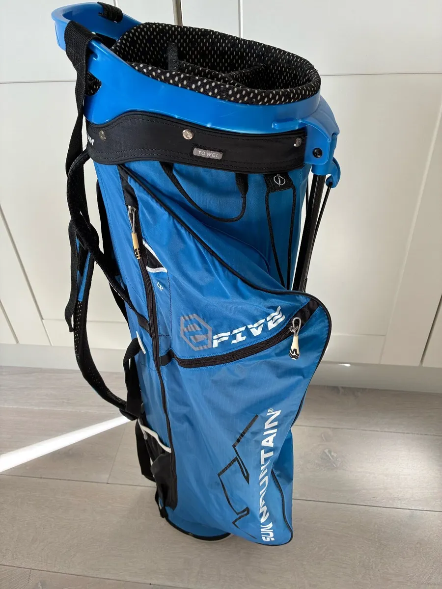 Sun Mountain Lightweight Golf Carry Bag - Image 2