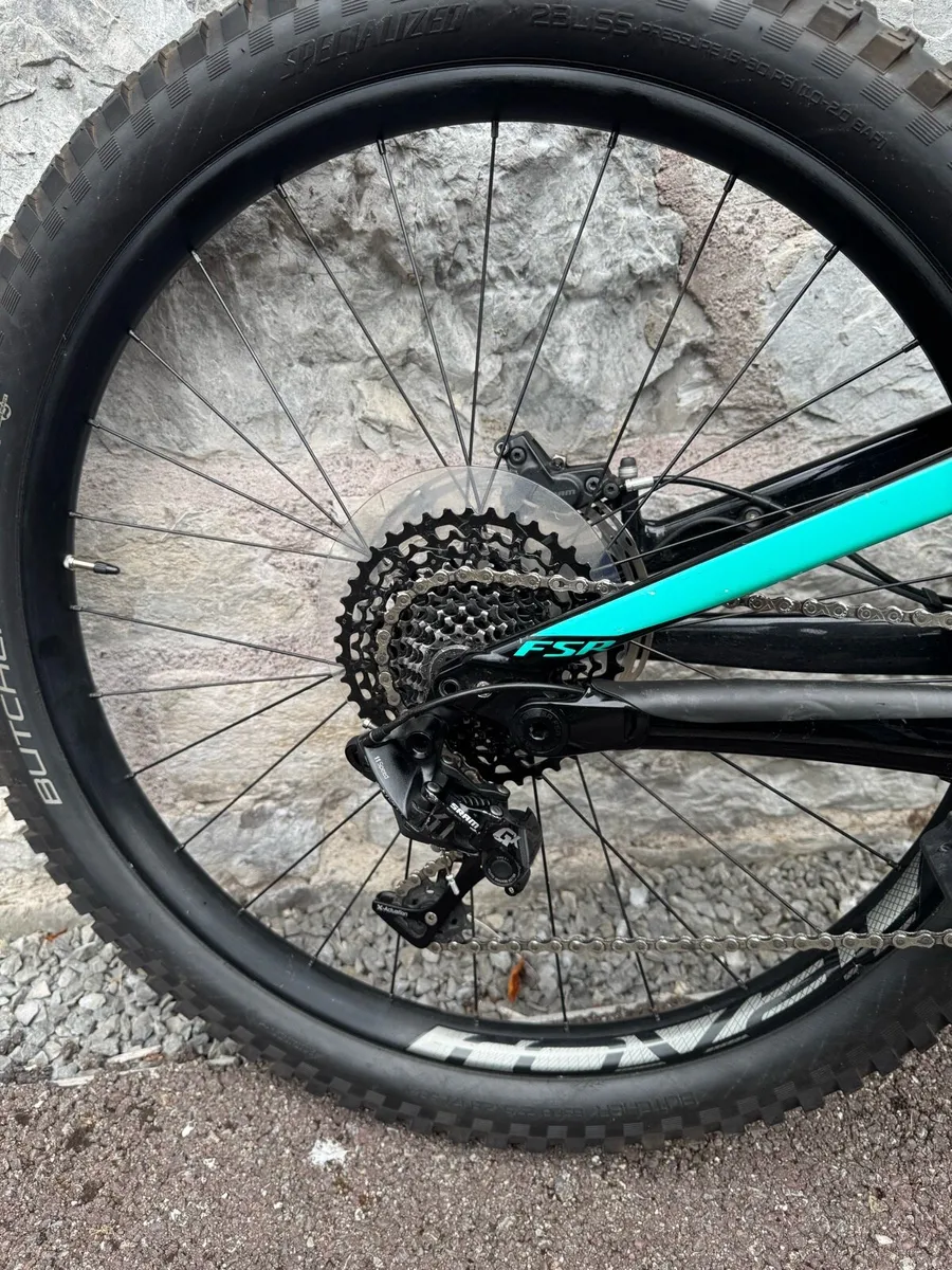 Electric Specialized Turbo Kenevo, Like New - Image 4