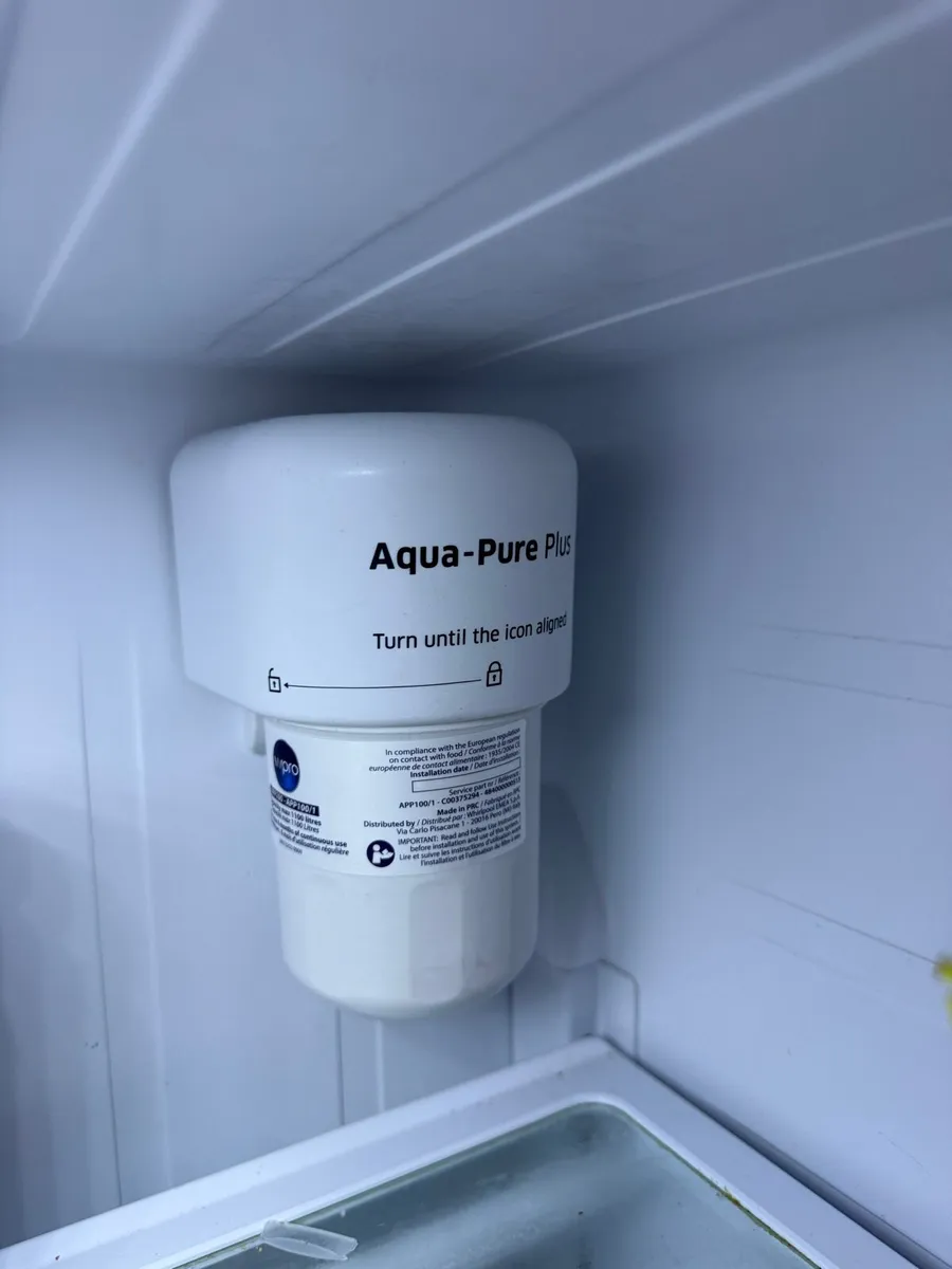 Samsung Refrigerator - Image 2