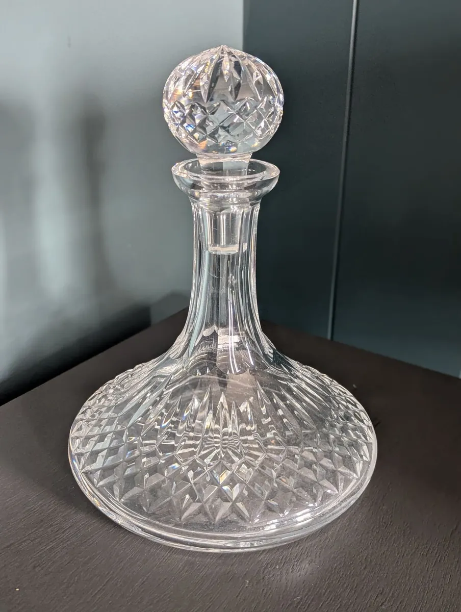Crystal Waterford glass decanter with stopper - Image 4