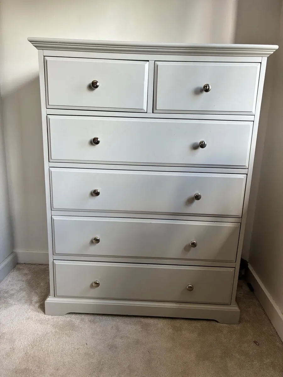 Bedroom furniture set - Image 4