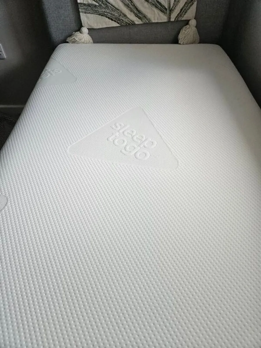 Single Bed - Image 3