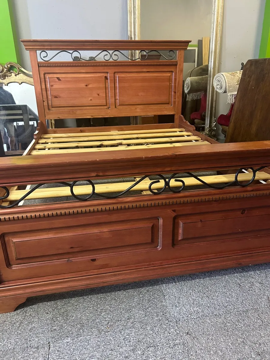 Bedroom - Image 4