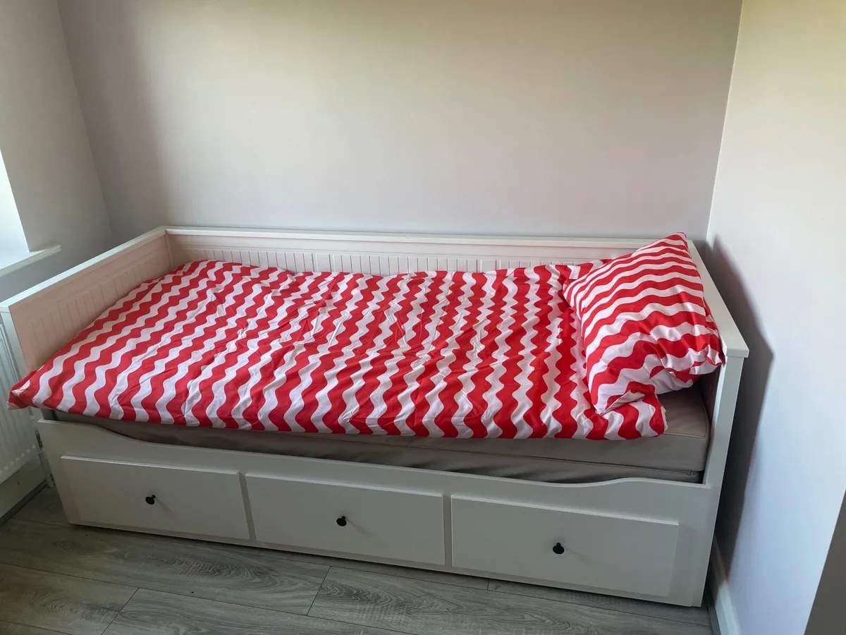 IKEA HEMNES Day Bed (white) - Image 4
