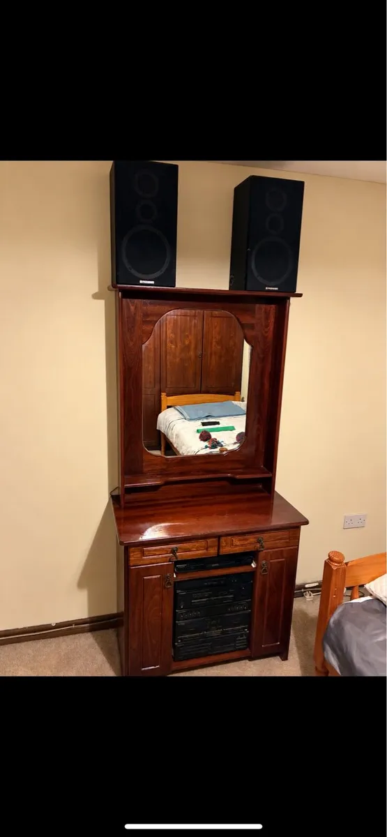 Pioneer Hi-Fi system & Mahogany Cabinet - Image 1