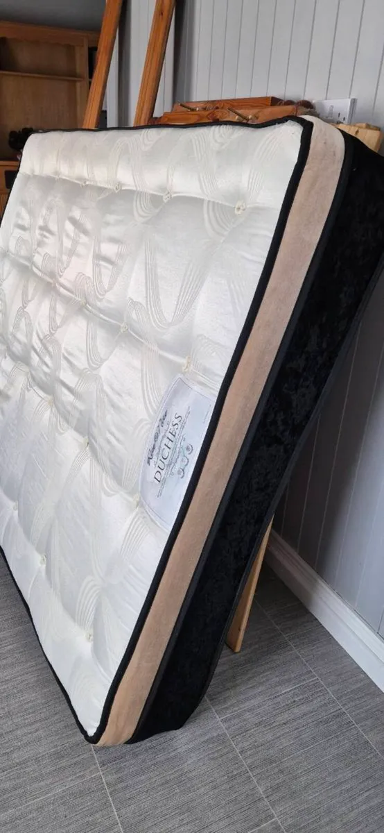 Double bed with mattress - Image 3