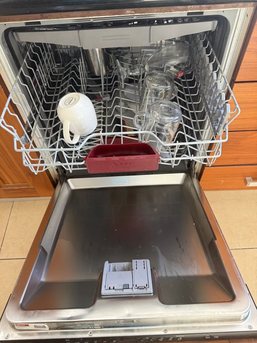 Neff Integrated Dishwasher - Image 2
