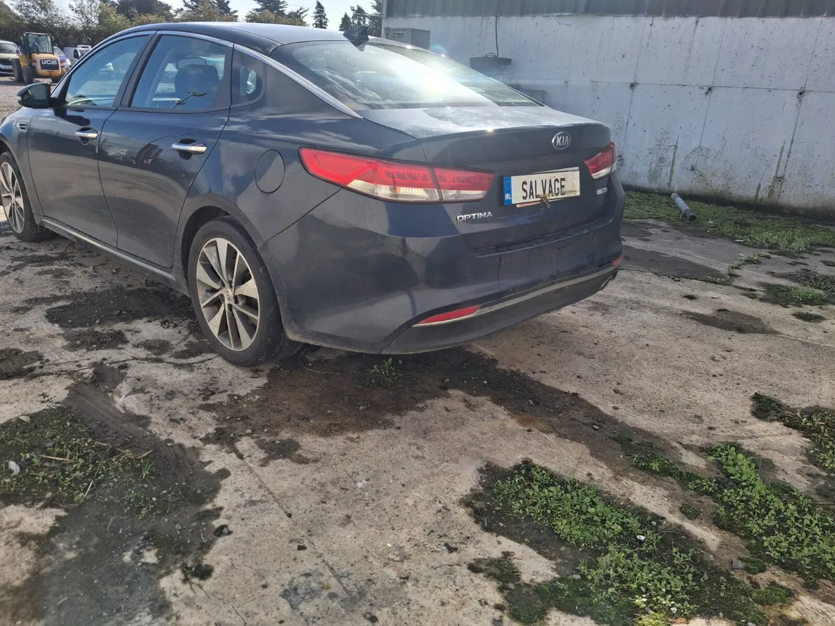2017 kia optima - Image 3