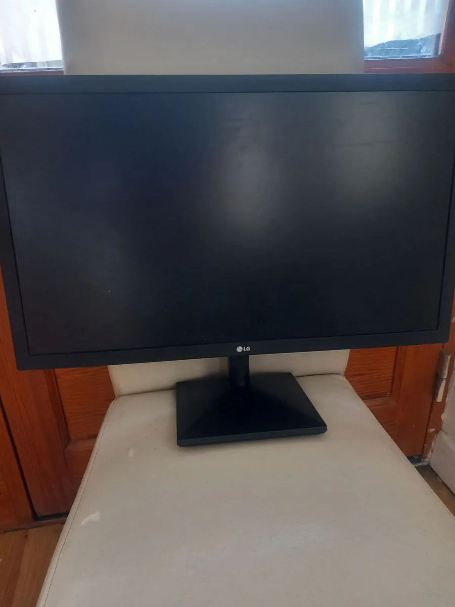 Second Hand LG Monitor For Sale - Image 4
