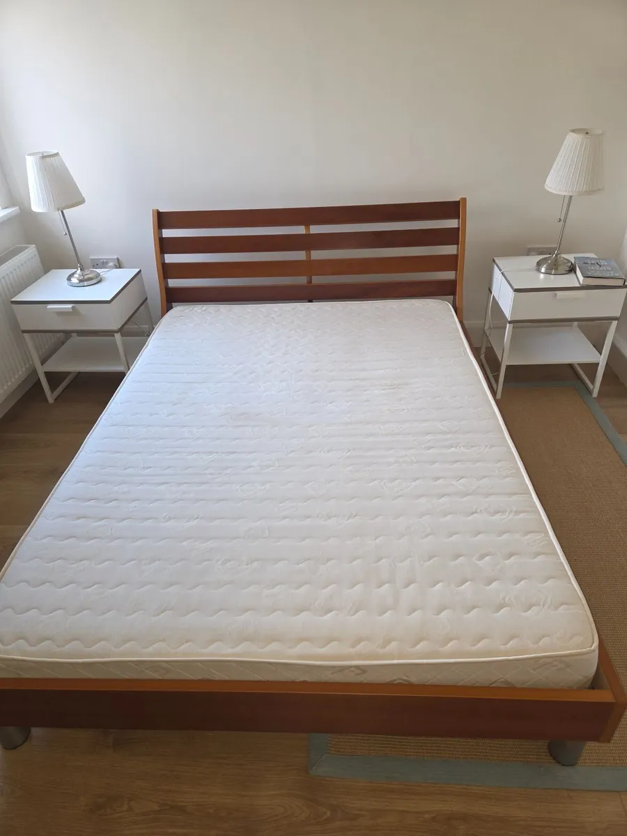 Bed - Image 1