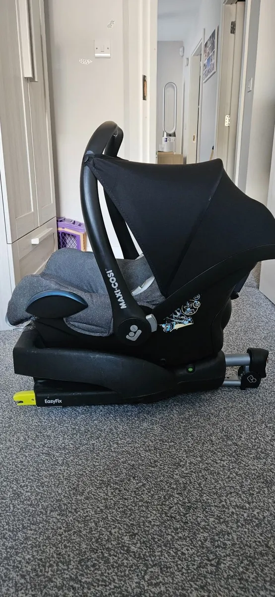 Car seat (Maxi Cosi) - Image 1