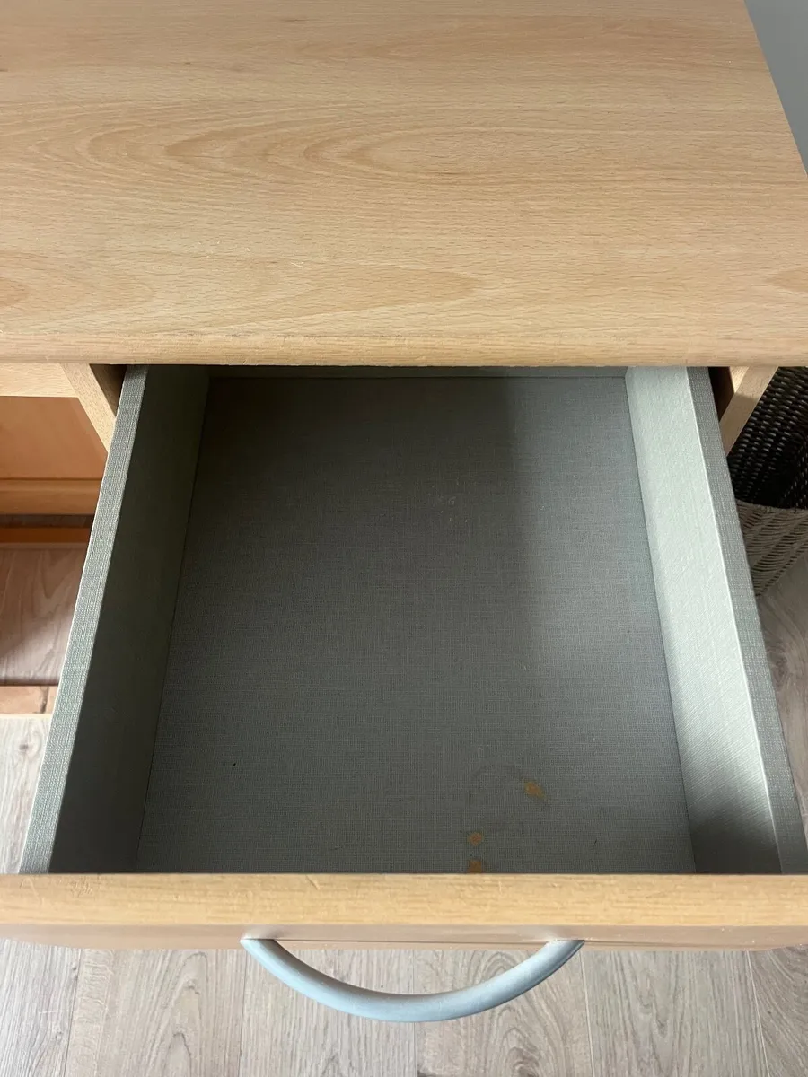 Desk / Dresser - Image 4