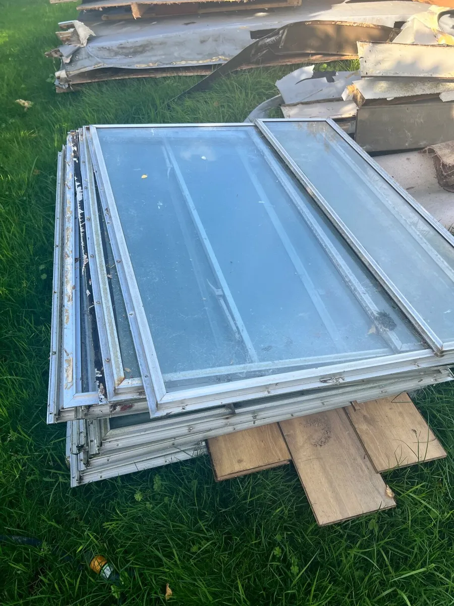 10 Windows for shed