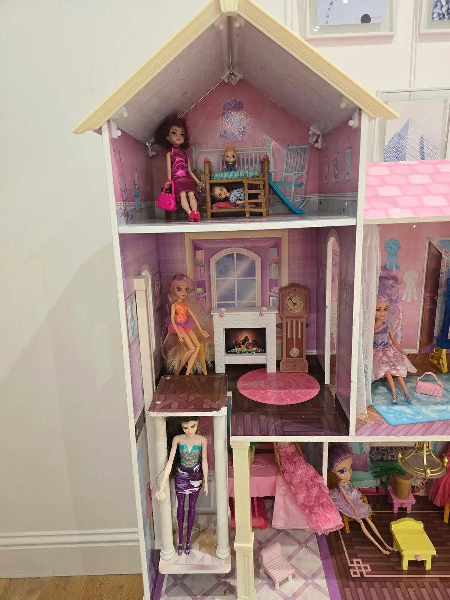 KIDKRAFT COUNTRY ESTATE DOLLHOUSE - Image 4