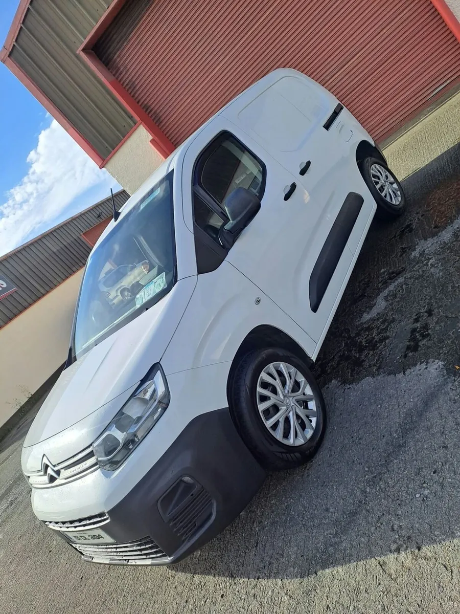 2019 Berlingo No VAT - Image 3
