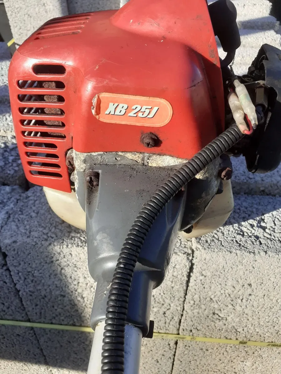 Grass strimmer - Image 2