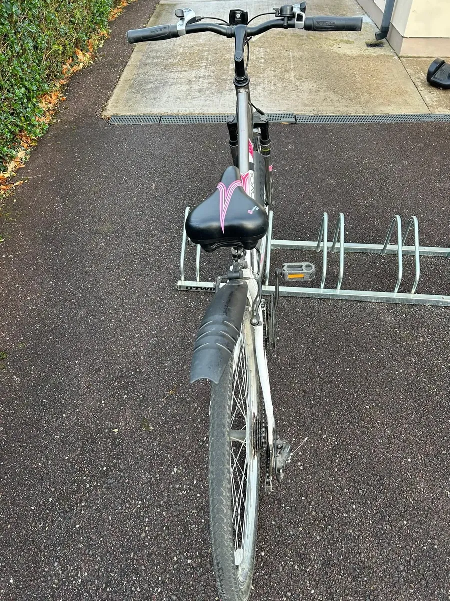 Apollo Ladies bike - Image 3
