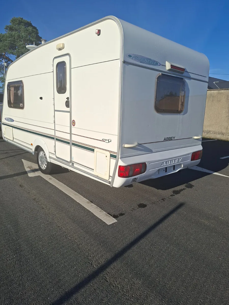 Light weight 2 berth caravan - Image 2