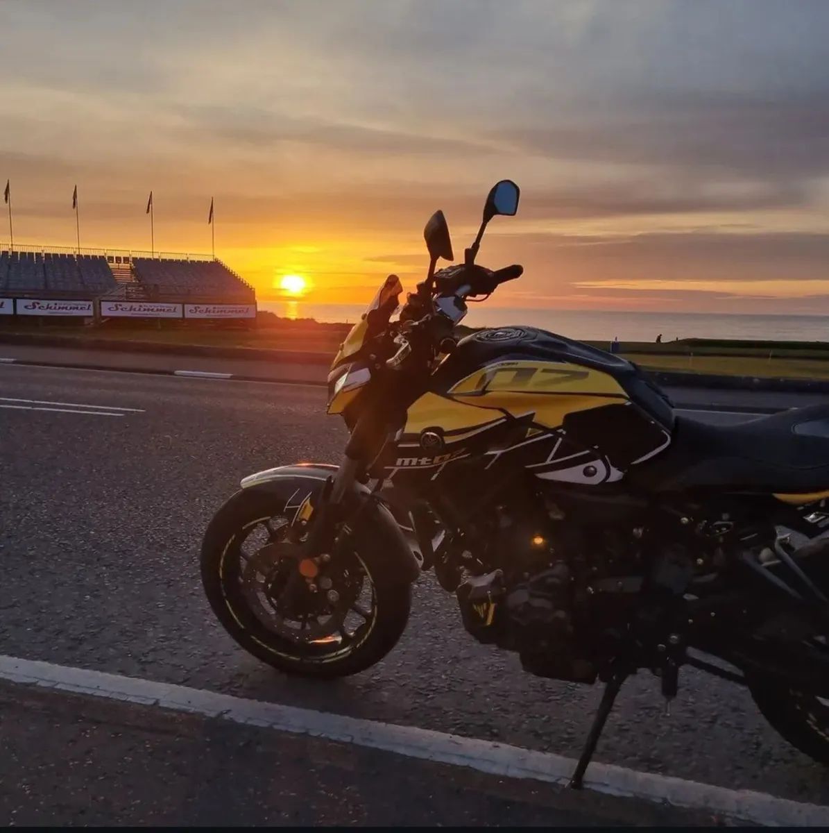 YAMAHA MT 2022 - Image 2