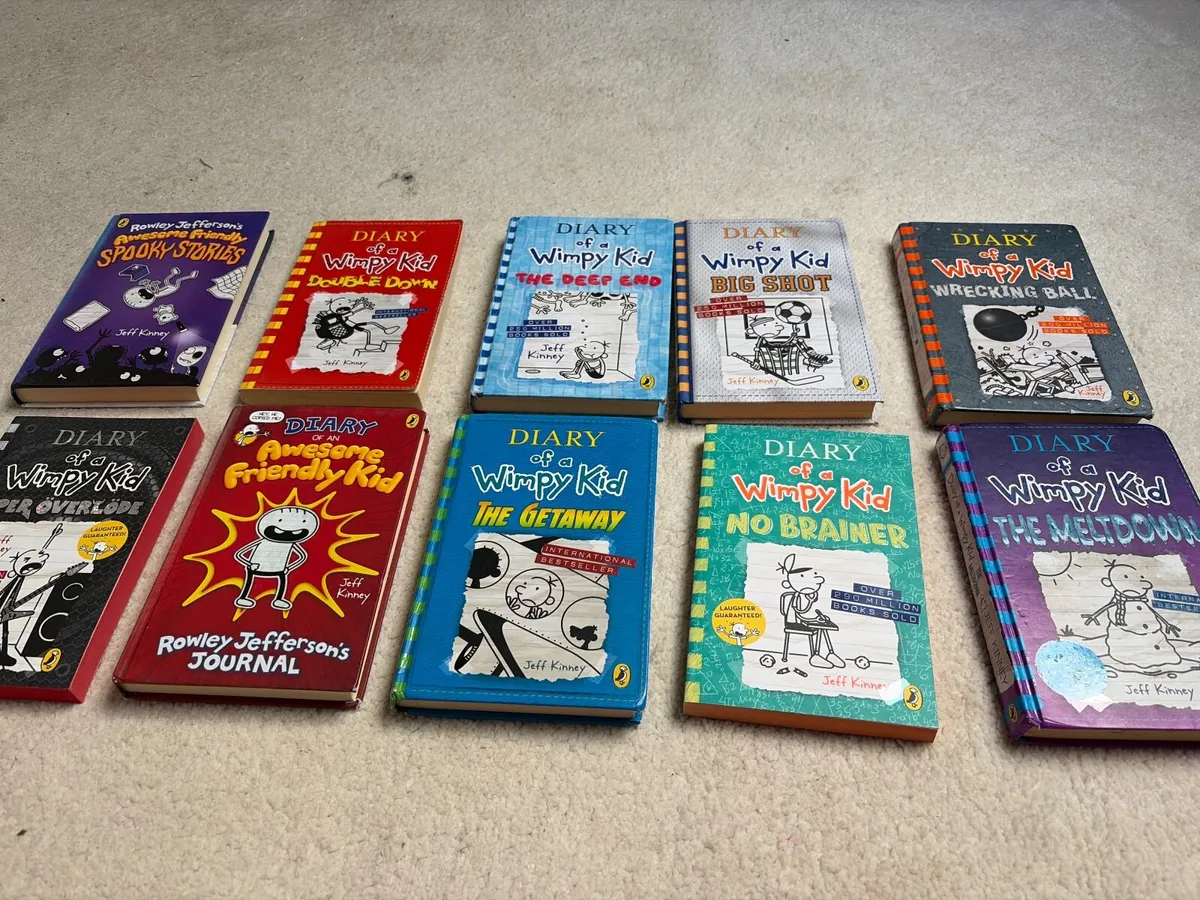 Diary of a Wimpy Kid - 10 book - €25