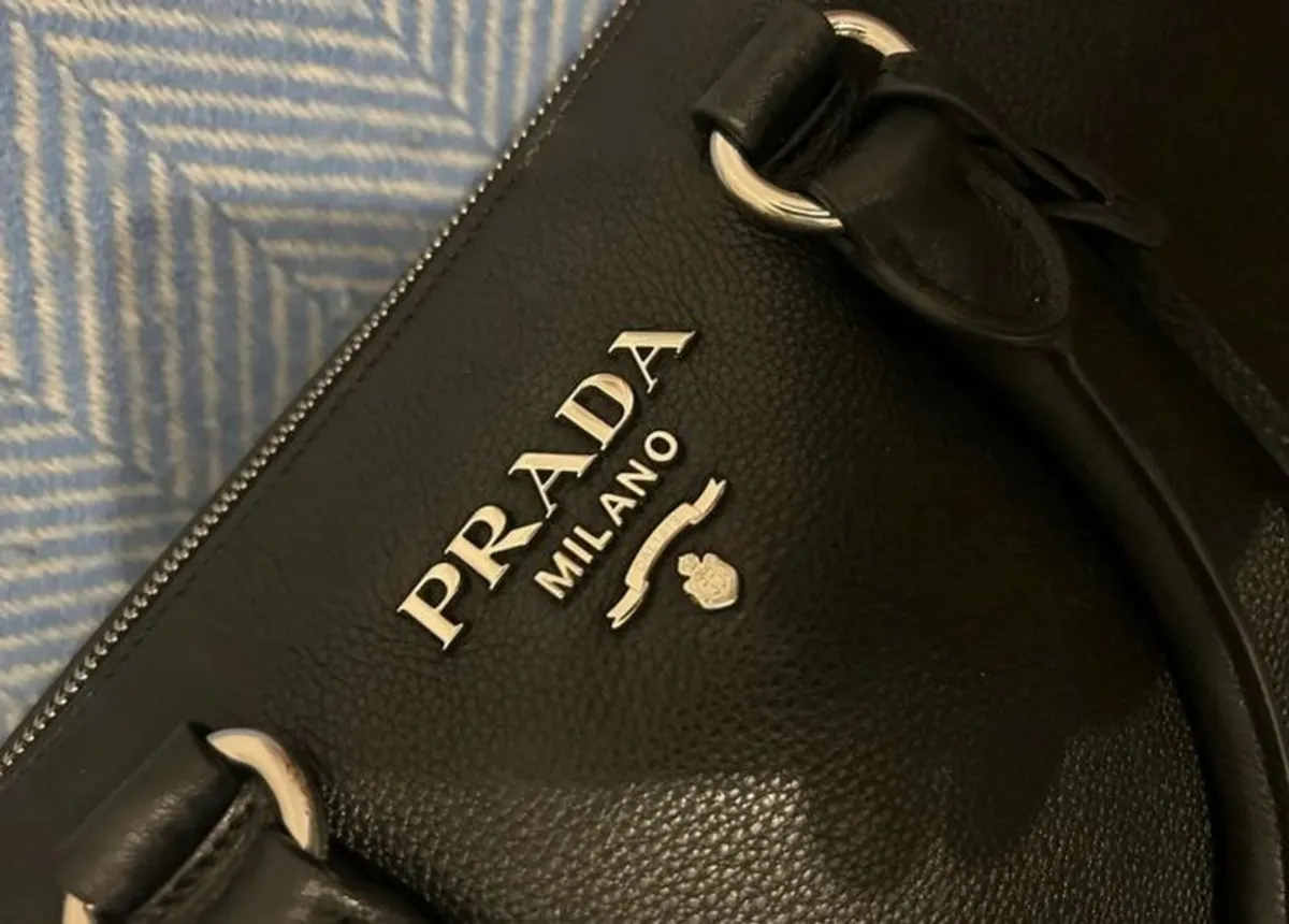 Prada black leather tote - Image 2