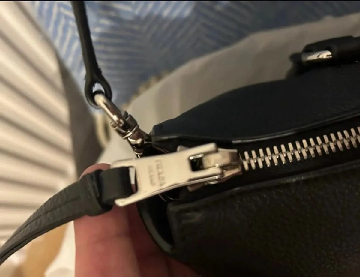 Prada black leather tote - Image 3