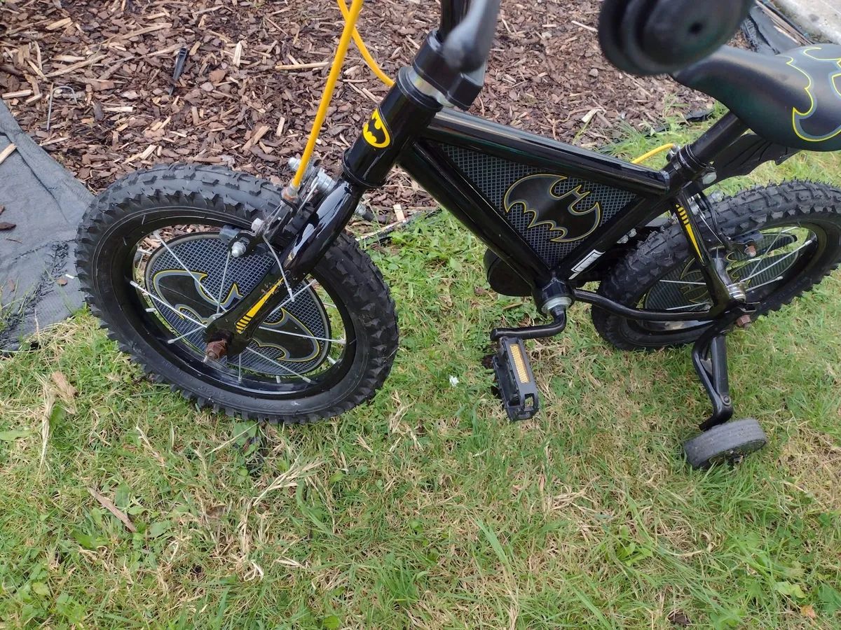 Heavy batman bike 14" wheels - Image 1