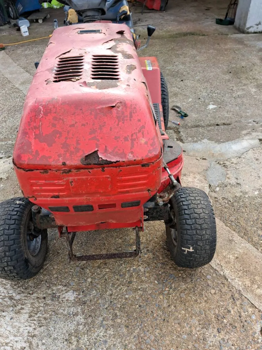 Lawn mower - Image 2