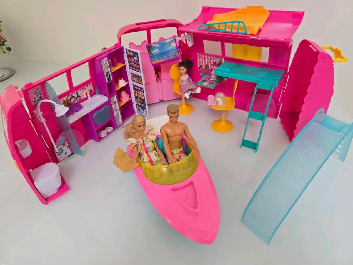 BARBIE CAMPER + BOAT + SLIDE BUNDLe - Image 2
