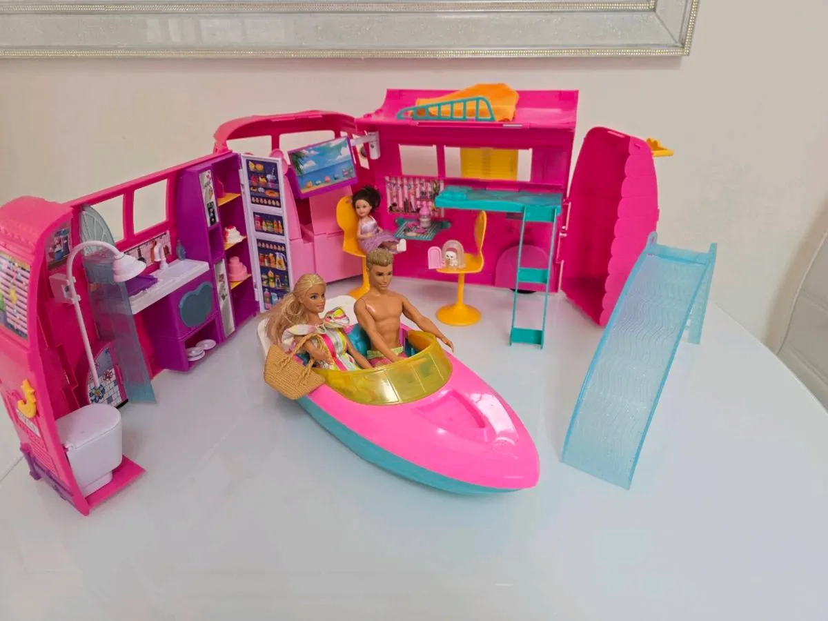 BARBIE CAMPER + BOAT + SLIDE BUNDLe - Image 3