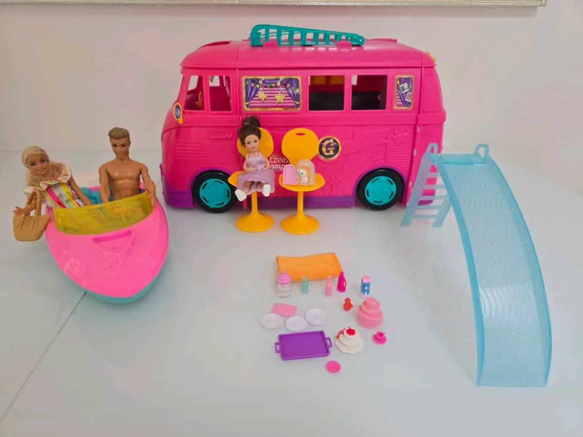 BARBIE CAMPER + BOAT + SLIDE BUNDLe - Image 4