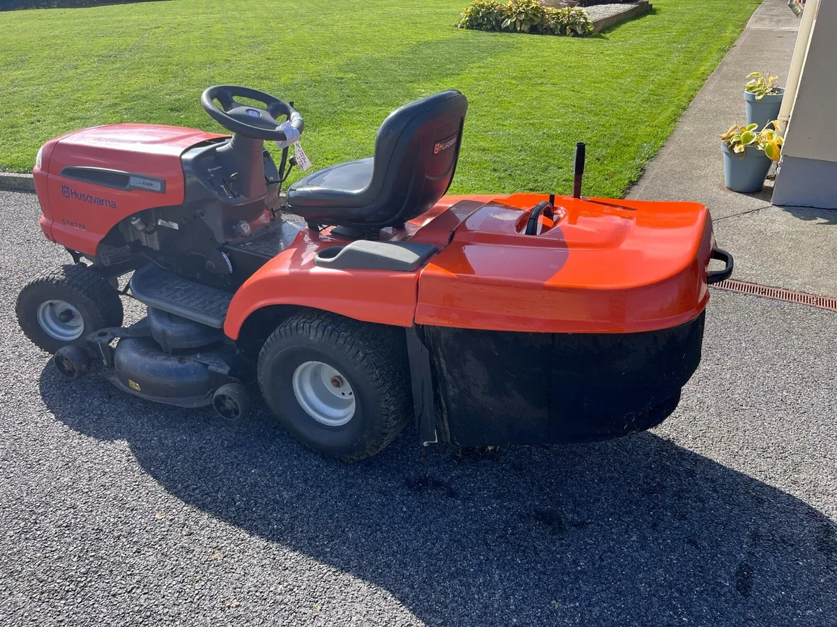 Husqvarna ride on 17hp - Image 2