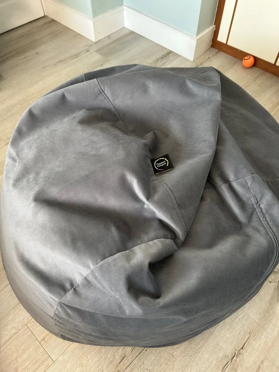 Bean Bag - Image 1