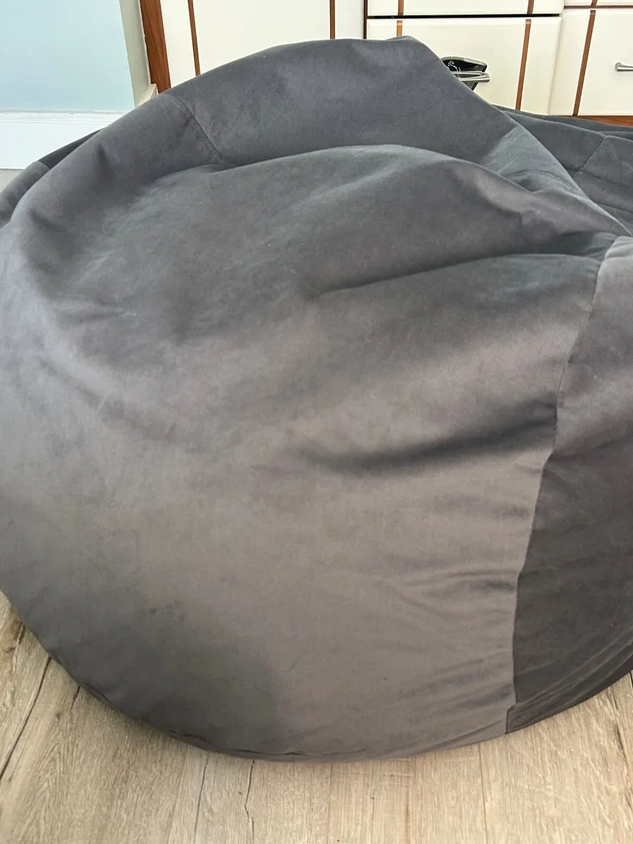 Bean Bag - Image 3