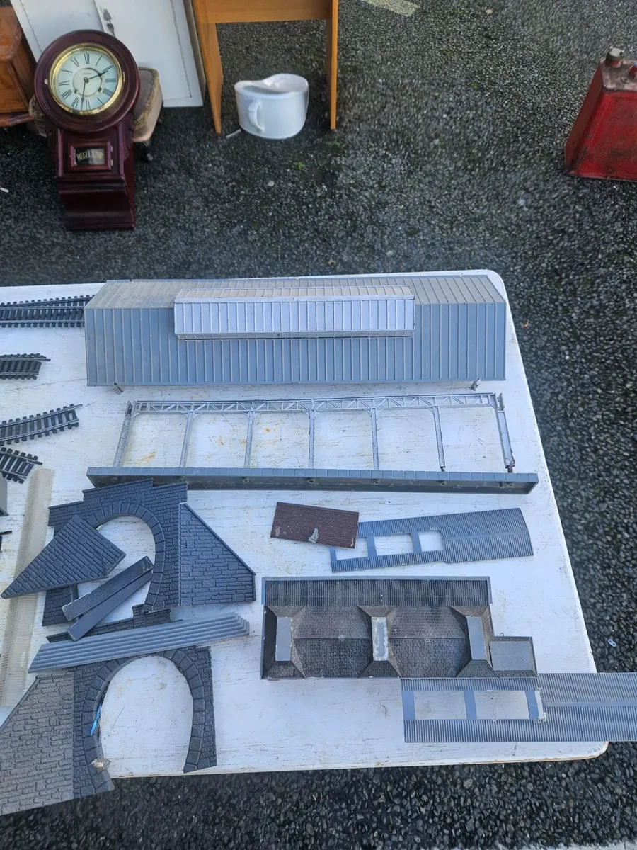 Hornby Lima OO Gauge Track Lot - Image 4
