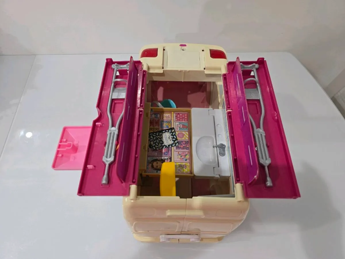 Barbie Medical Ambulance - Image 3
