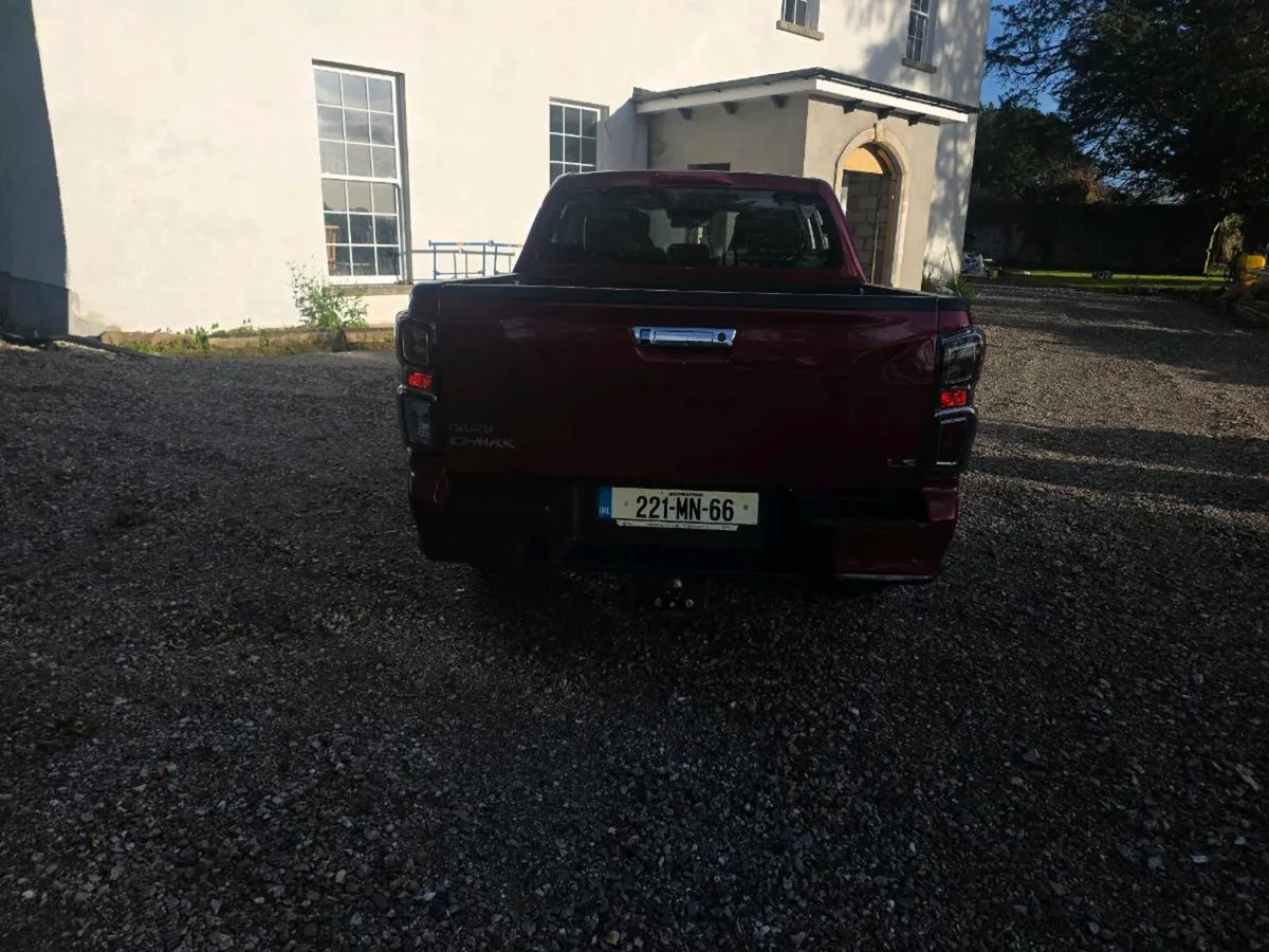 2022 Isuzu Dmax - Image 3