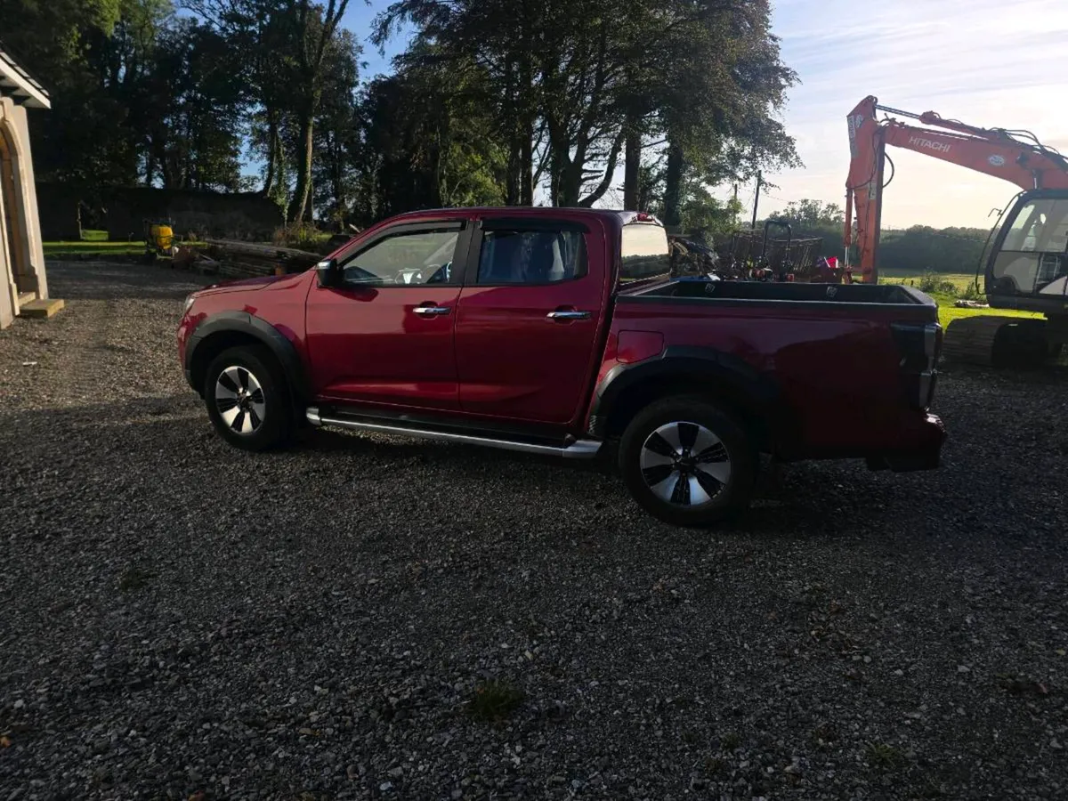 2022 Isuzu Dmax - Image 4
